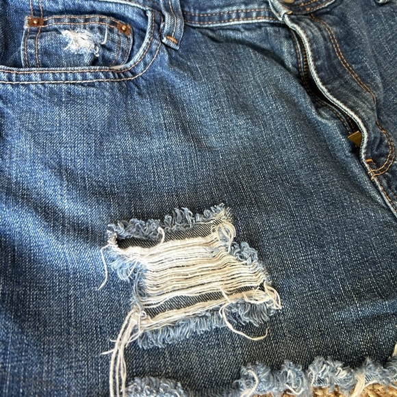 Eddie Bauer denim shorts - Picture 2 of 5